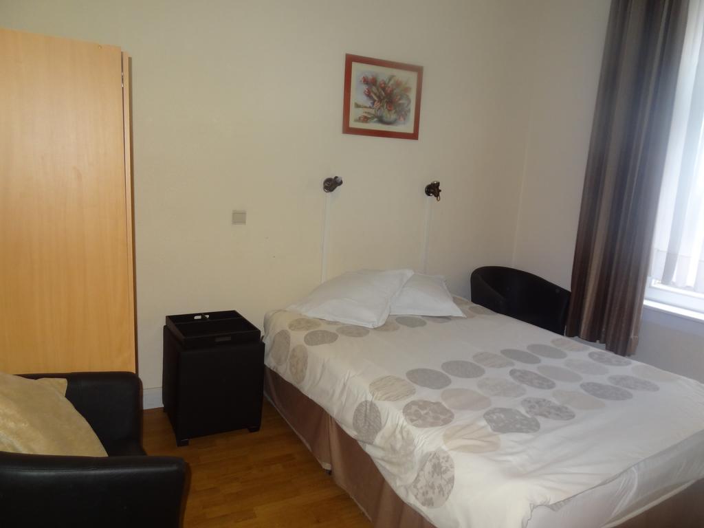 Logies Ocelot Hotel Ostend Exterior photo