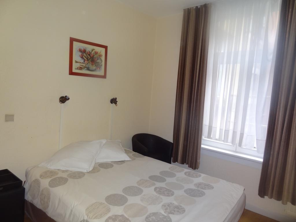 Logies Ocelot Hotel Ostend Exterior photo